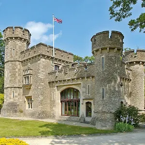 Bath Castle Bed & Breakfast